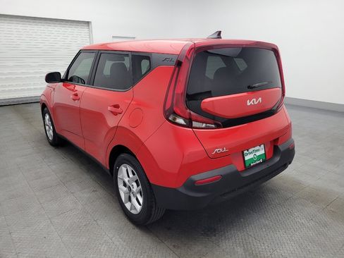 Used 2022 Kia Soul LX image 5