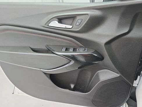 Used 2026 Chevrolet Trax RS w/ Driver Confidence Package FWD image 25