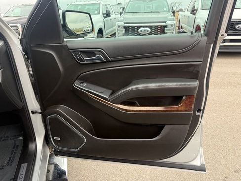 Used 2017 Chevrolet Tahoe LT w/ LT Signature Package image 20