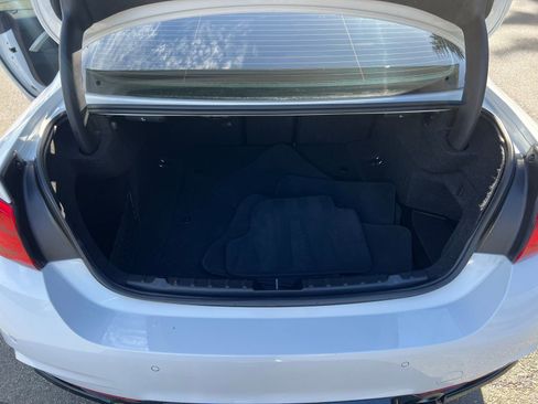 Used 2019 BMW 440i Coupe w/ M Sport Package image 16