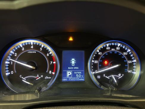 Used 2015 Toyota Highlander Plus image 16