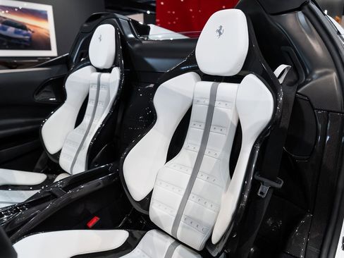 Used 2025 Ferrari SF90 Spider image 4