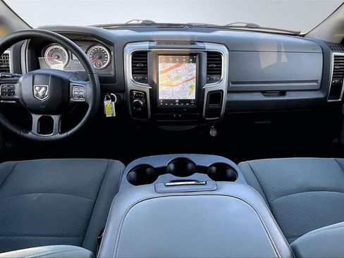 Certified 2017 RAM 1500 Classic SLT image 17