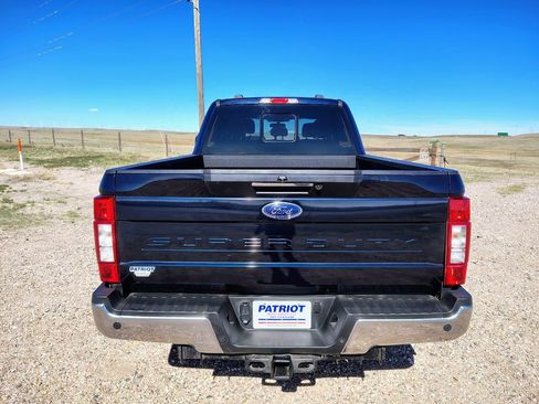 Used 2022 Ford F250 Lariat w/ Lariat Ultimate Package AWD/4WD image 4