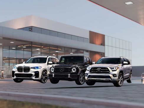 Used 2025 BMW X7 xDrive40i w/ M Sport Package AWD/4WD image 17