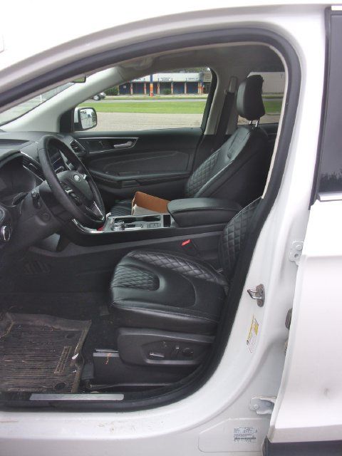 Used 2024 Ford Edge Titanium w/ Equipment Group 301A AWD/4WD image 11