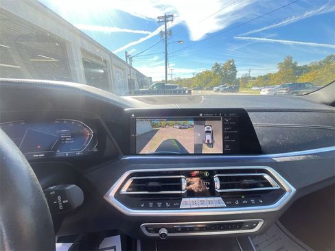 Used 2023 BMW X5 sDrive40i w/ Premium Package image 17