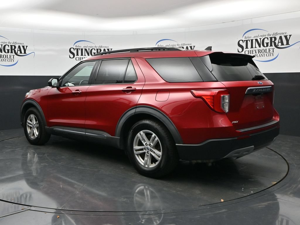 Used 2021 Ford Explorer XLT w/ Equipment Group 202A RWD image 5