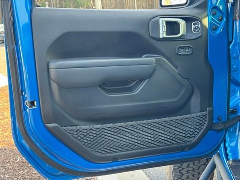 Used 2024 Jeep Wrangler Rubicon w/ XTREMEE 35" Tire Package image 25