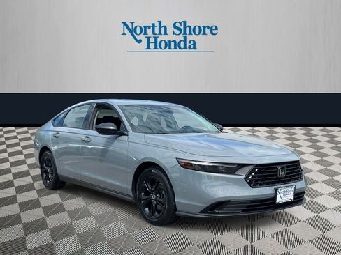 Used 2025 Honda Accord SE image 1