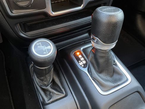 Certified 2021 Jeep Gladiator Sport image 23