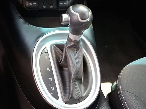 Used 2014 Kia Soul FWD image 14