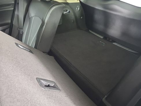 Used 2017 Buick Envision Essence w/ LPO, Cargo Package FWD image 32