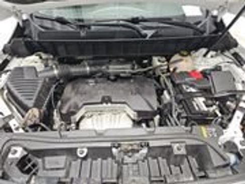 Used 2018 GMC Acadia SLE AWD/4WD image 5