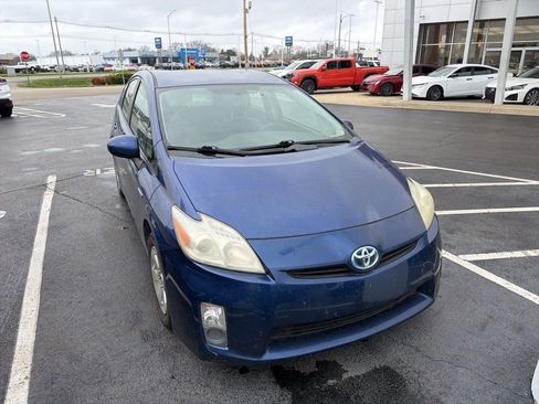 Used 2011 Toyota Prius Two image 3