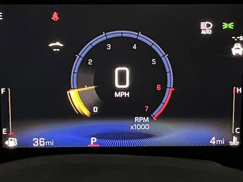 New 2026 Chevrolet Trax RS w/ Sunroof Package image 11