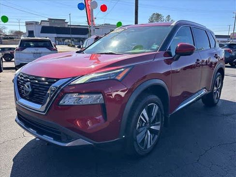 Used 2023 Nissan Rogue SL w/ SL Premium Package image 7