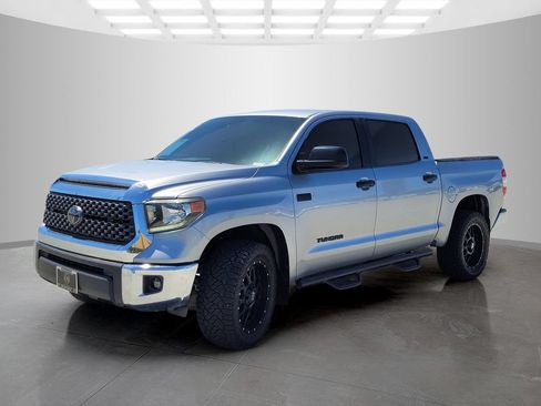 Used 2018 Toyota Tundra SR5 RWD image 8