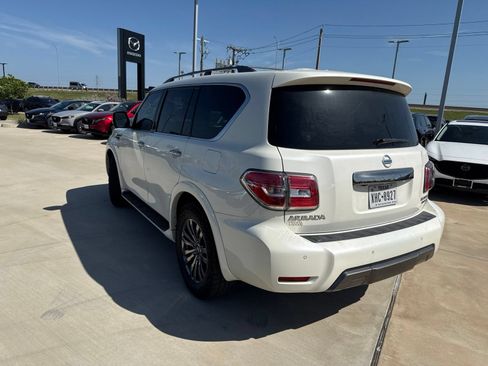 Used 2019 Nissan Armada Platinum w/ Captain's Chairs Package AWD/4WD image 8