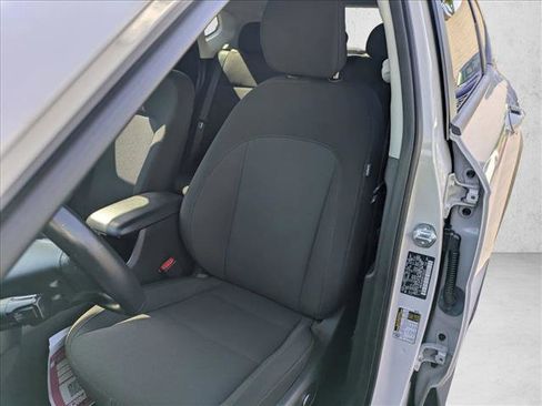 Used 2024 Hyundai Kona SEL FWD image 15