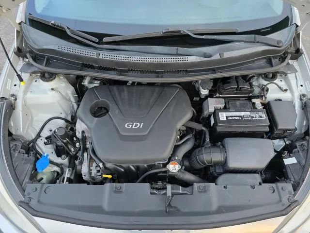 Used 2014 Hyundai Accent SE w/ Option Group 3 FWD image 17