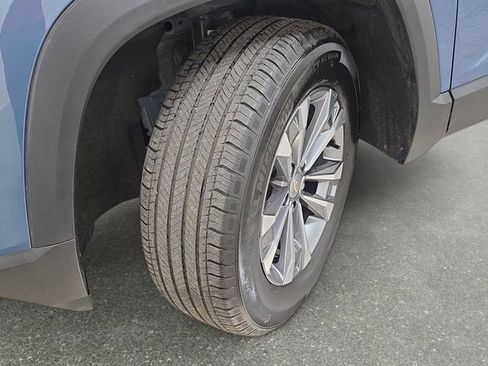 Used 2025 Chevrolet Equinox LT image 29