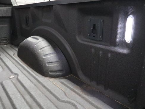 Used 2020 Ford F250 Platinum w/ FX4 Off-Road Package AWD/4WD image 24