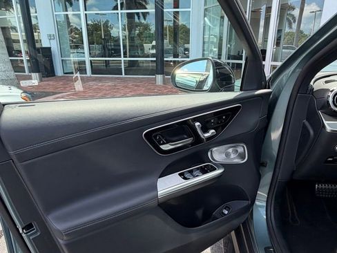 Used 2025 Mercedes-Benz GLC 43 AMG 4MATIC image 5