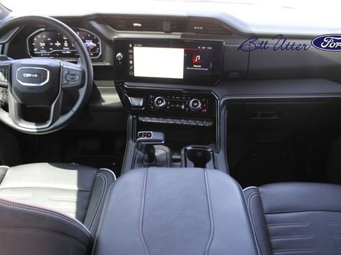Used 2025 GMC Sierra 1500 AT4X AWD/4WD image 17