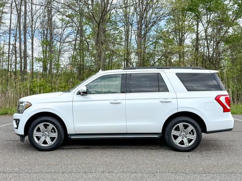Certified 2020 Ford Expedition XLT w/ Equipment Group 202A AWD/4WD image 8