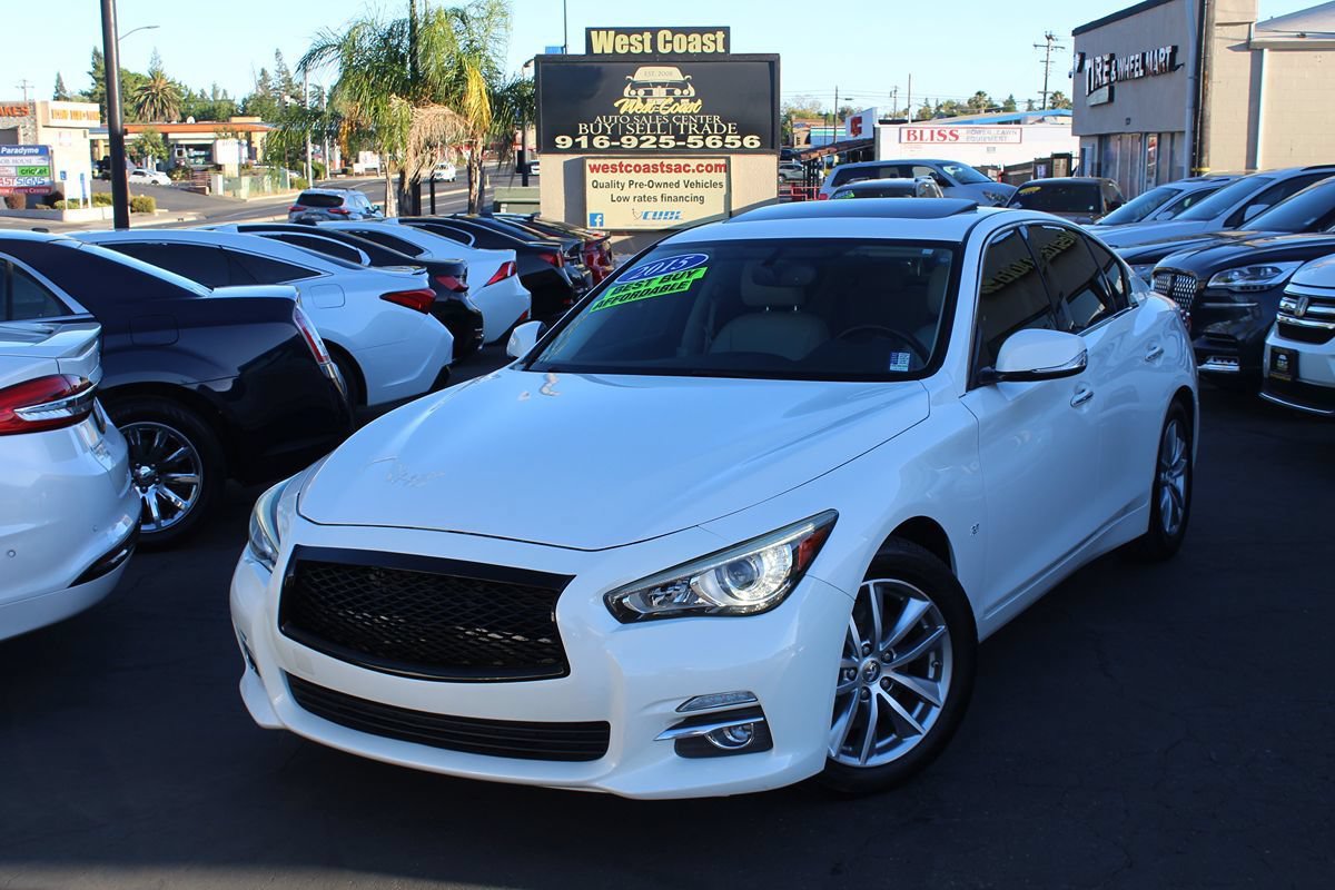 Used 2015 INFINITI Q50 Premium w/ Navigation Package RWD image 41