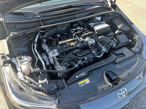 Used 2023 Toyota Corolla SE w/ SE Premium Package FWD image 29