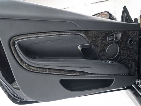 Used 2023 Aston Martin DB11 V12 RWD image 20