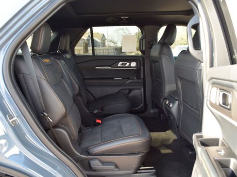 New 2026 Ford Explorer Tremor image 24