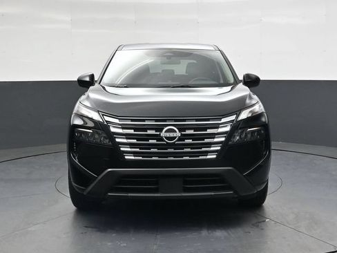 Used 2025 Nissan Rogue SV FWD image 11
