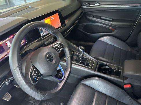 Certified 2022 Volkswagen Golf R AWD/4WD image 10