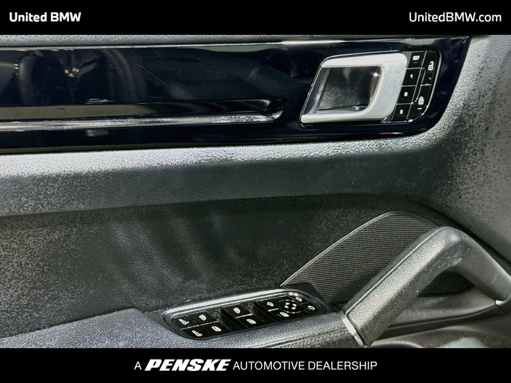 Used 2020 Porsche Cayenne AWD/4WD image 10