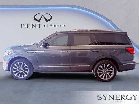 Used 2018 Lincoln Navigator Select w/ Technology Package RWD image 8