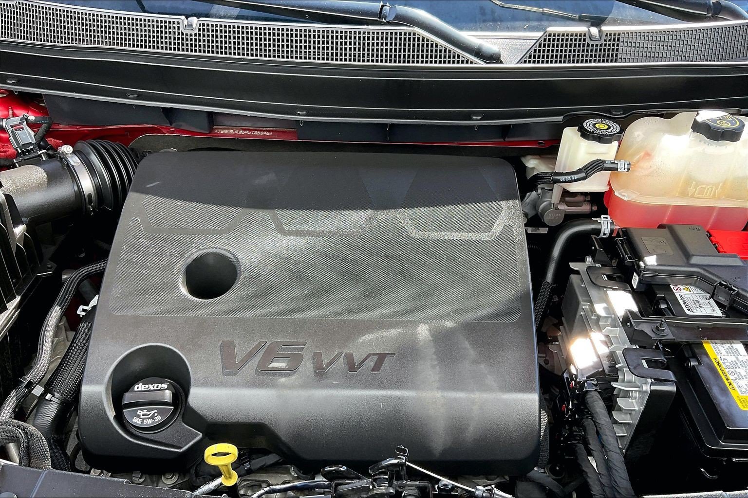 Used 2023 Chevrolet Traverse RS FWD image 13