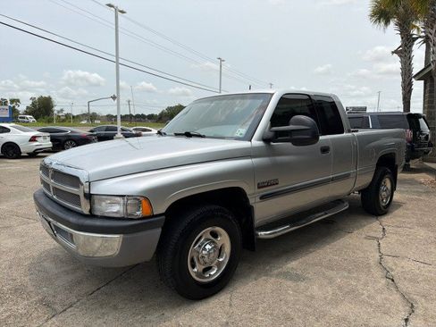 Used 2001 Dodge Ram 2500 Truck 2WD Quad Cab image 11