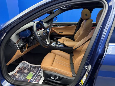 Used 2023 BMW 530i xDrive image 13