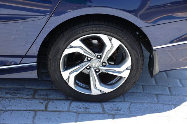 Used 2018 Honda Accord EX image 41