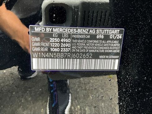 Used 2024 Mercedes-Benz GLA 35 AMG 4MATIC image 35