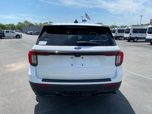 New 2026 Ford Explorer ST-Line RWD image 6