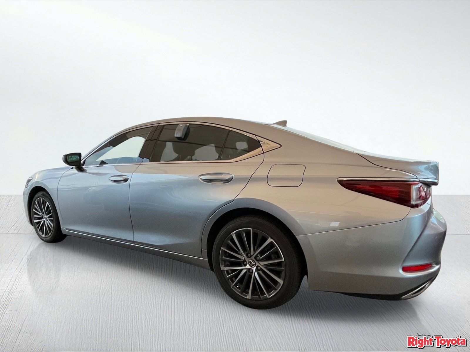 Used 2023 Lexus ES 350 w/ Premium Package FWD image 3