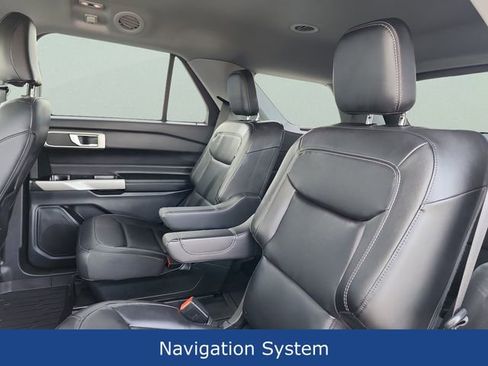 Used 2023 Ford Explorer XLT w/ Equipment Group 202A image 17