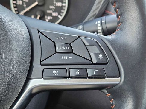 Used 2024 Nissan Sentra SR FWD image 17