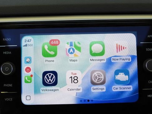 Used 2023 Volkswagen Atlas SE w/ Technology Package w/ Panoramic Sunroof Package image 61