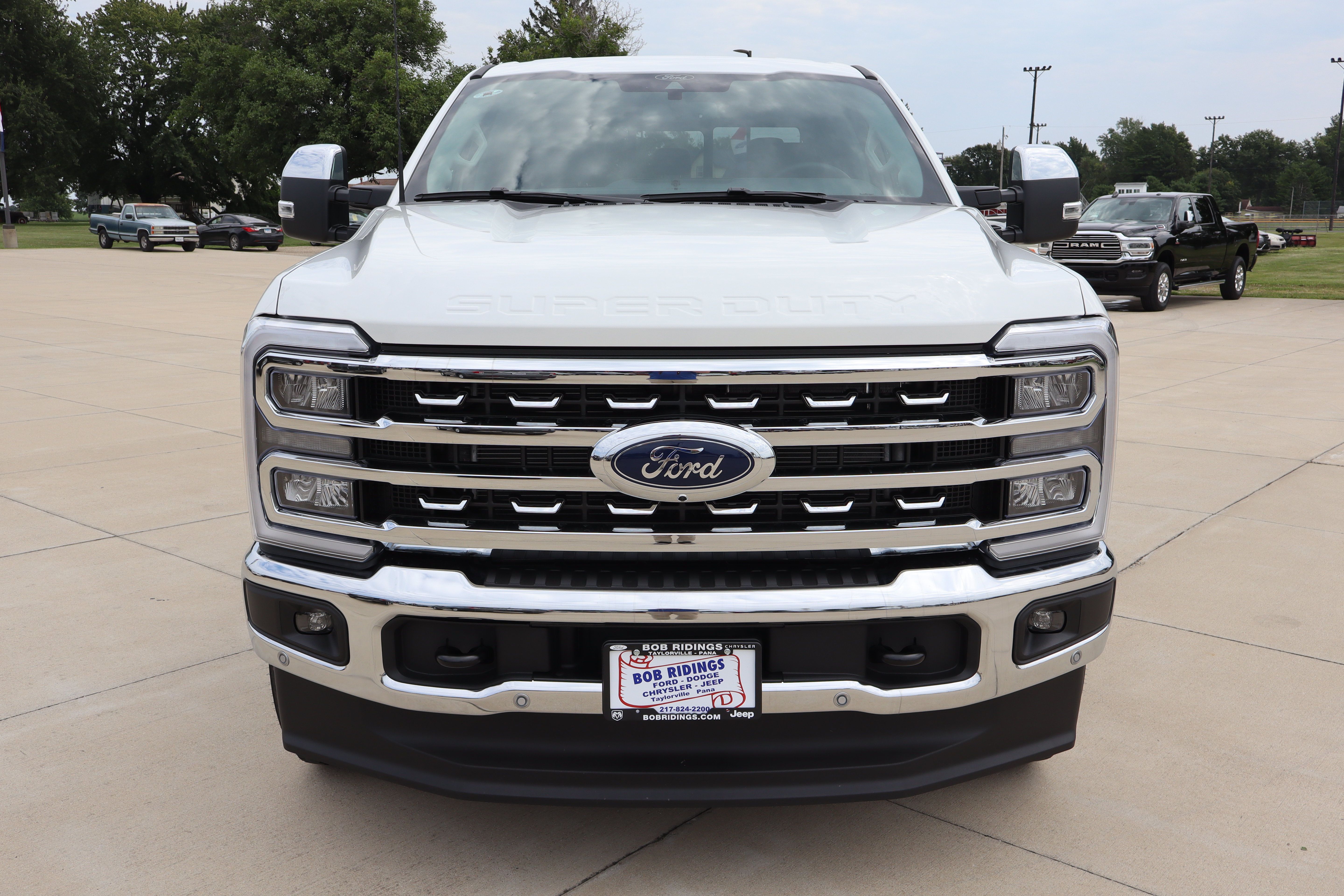 New 2026 Ford F350 Lariat w/ Lariat Premium Package AWD/4WD image 2