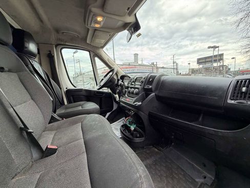 Used 2018 RAM ProMaster 3500 w/ Premium Appearance Group image 21